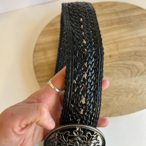 Black Woven Weaved Vegan Leather Free Size Round Buckle Belt Size Large - Picture 7 of 11